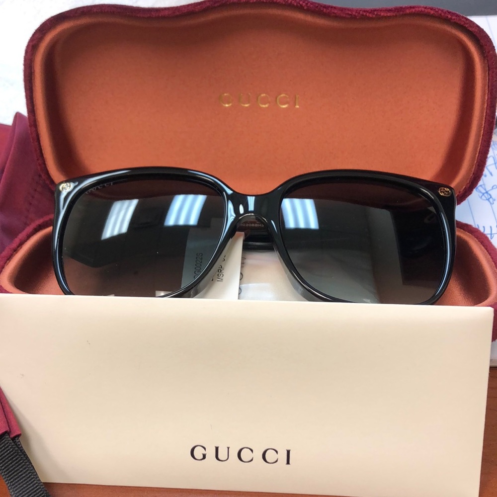 Gucci sunglasses NWT